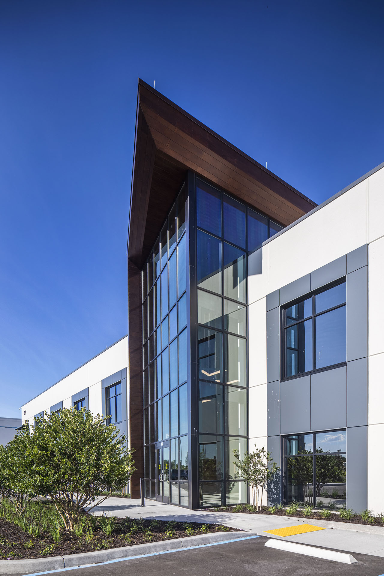 529 Office Building | Walker Design